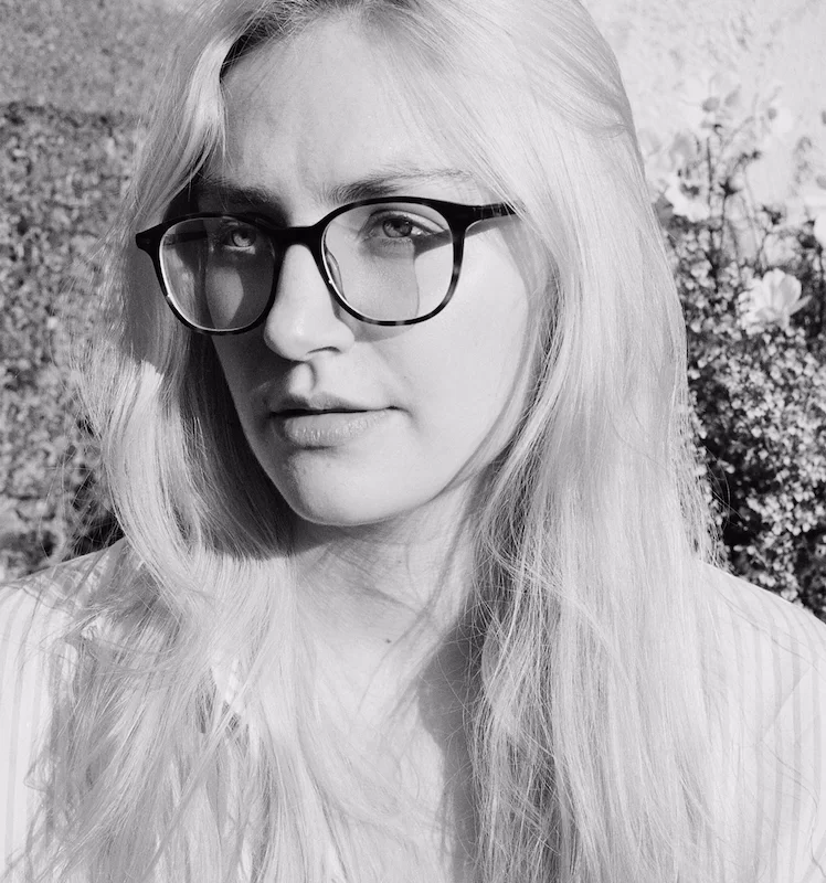 lucy-tevlin-portrait